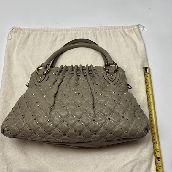 Marc Jacobs gray quilted leather bag with gold studs - Picture 8 of 11